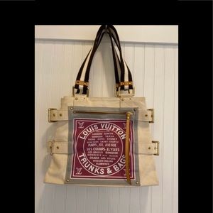 CLOSET CLEAR OUT! Handbag/tote